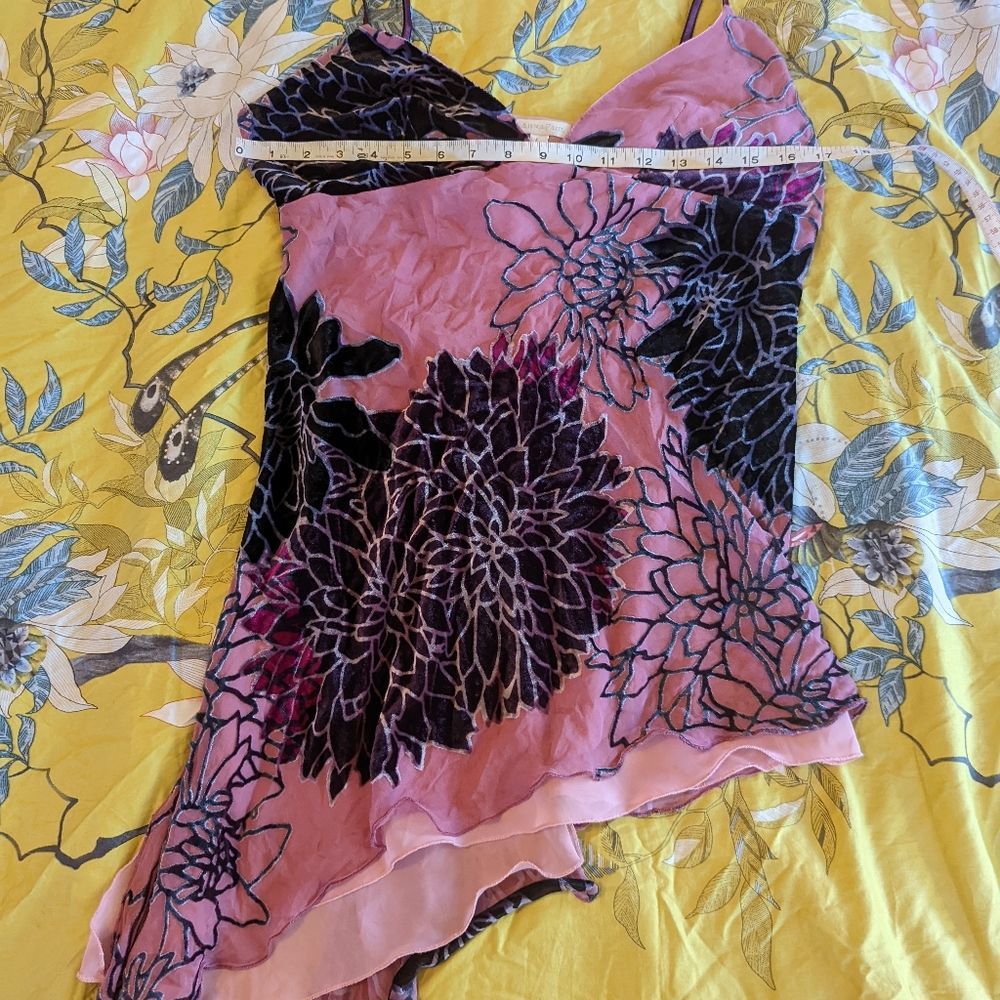 Floral Pink and Black Tank top - Picture 4 of 8